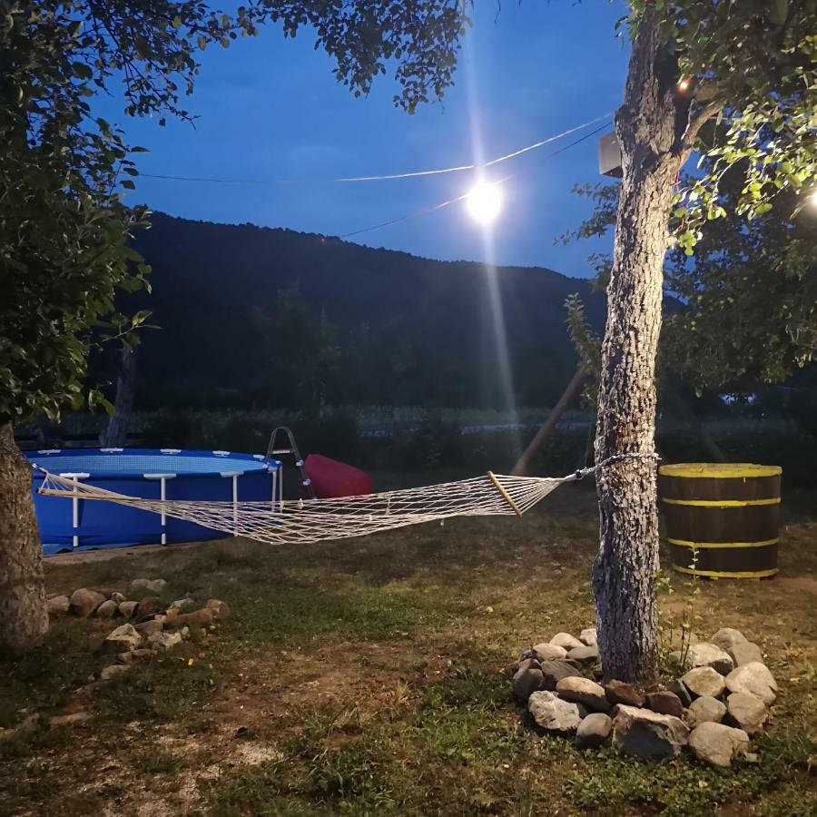 Etno Konak Angela Hotell Kalna Exteriör bild